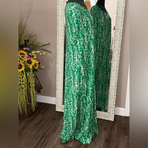 VTG 1970’s DVF • Diane Von Furstenberg • Long Sleeve Maxi T-Shirt Dress - Picture 12 of 15